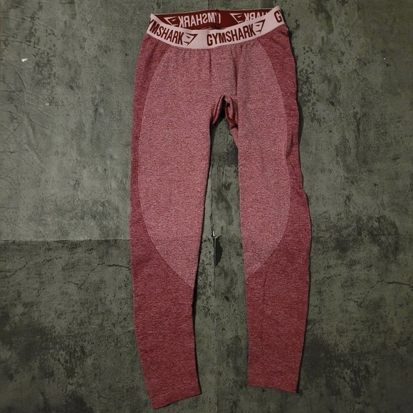 Gymshark Pants - Gymshark Body Contour Berry Flex Leggings	 -Size:	L